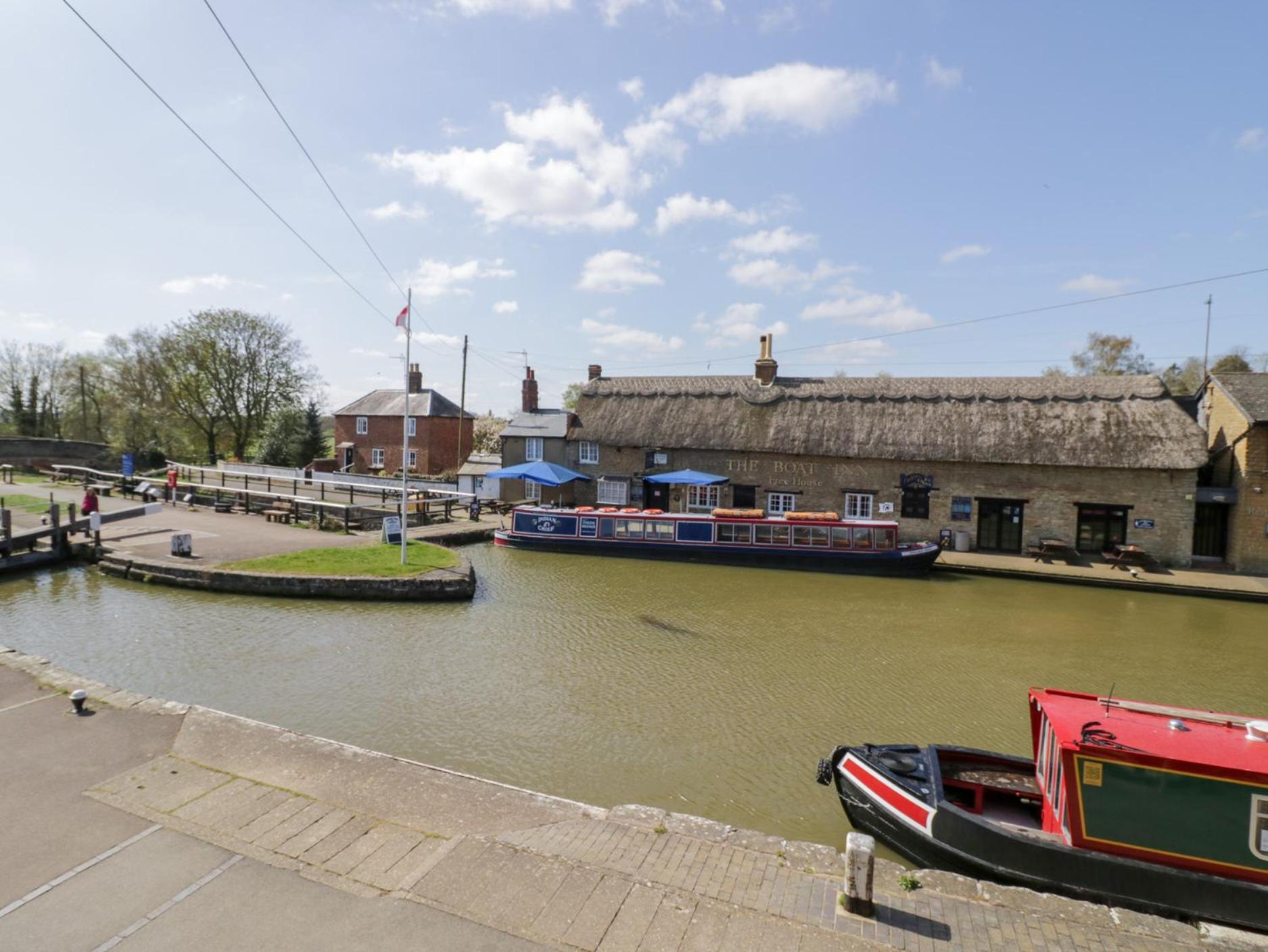 4 Canalside Cottages Towcester Eksteriør billede
